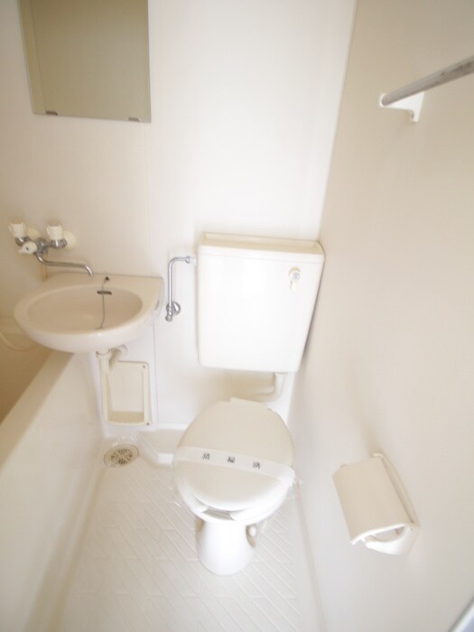 物件内観写真11　(トイレ)