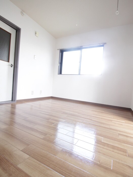 物件内観写真19　(居室)