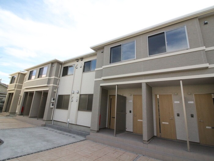 物件外観写真1　(外観写真)