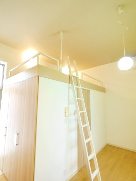 物件内観写真9　(居室)