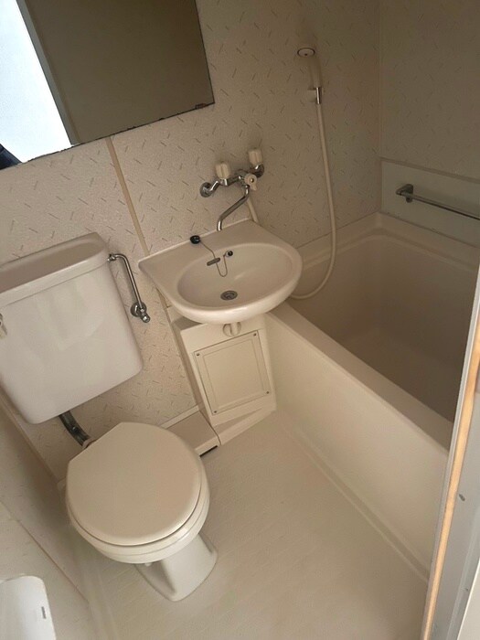 物件内観写真10　(バス／シャワールーム等)