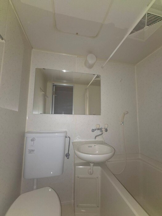 物件内観写真11　(洗面)