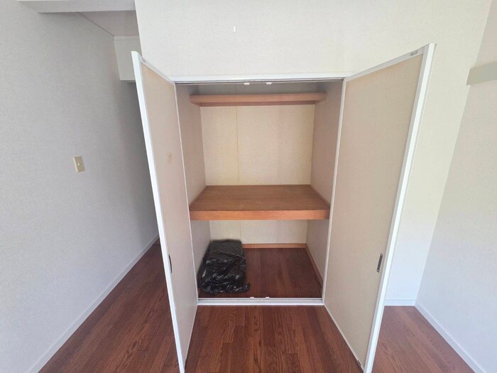 物件内観写真14　(収納)