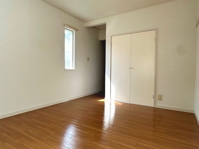 物件内観写真18　(居室)