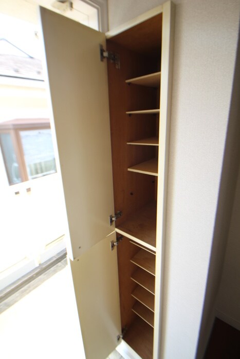 物件内観写真18　(靴箱)