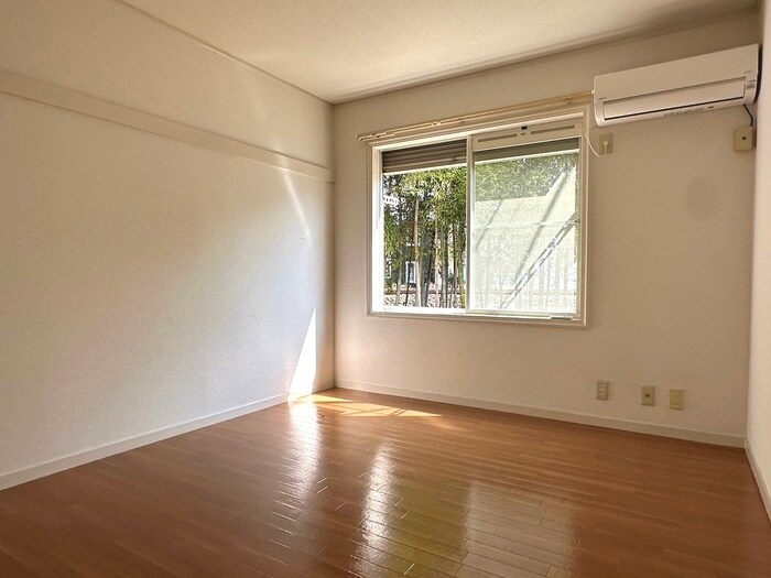 物件内観写真19　(居室)