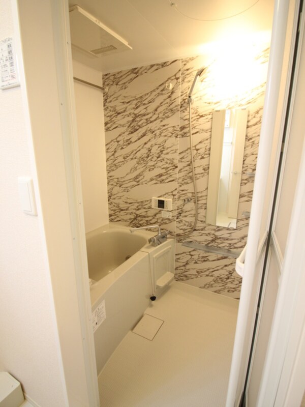 バス／シャワールーム等