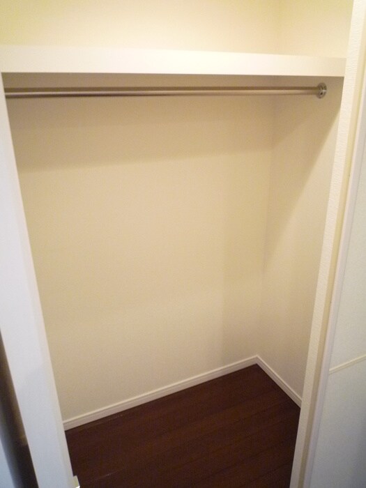 物件内観写真10　(収納)