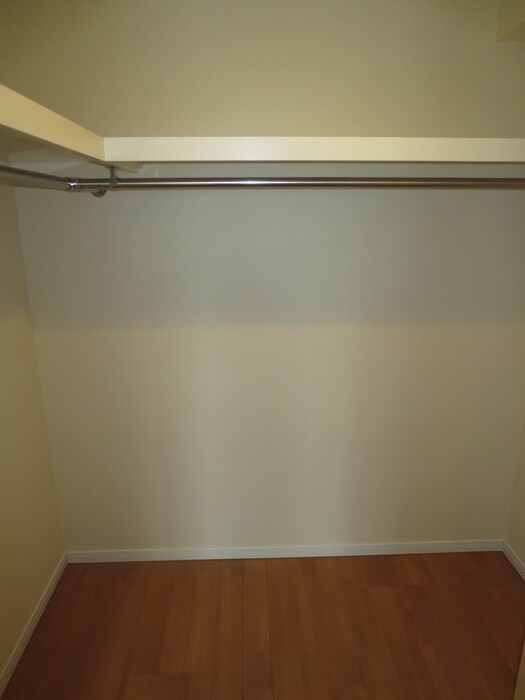 物件内観写真11　(収納)