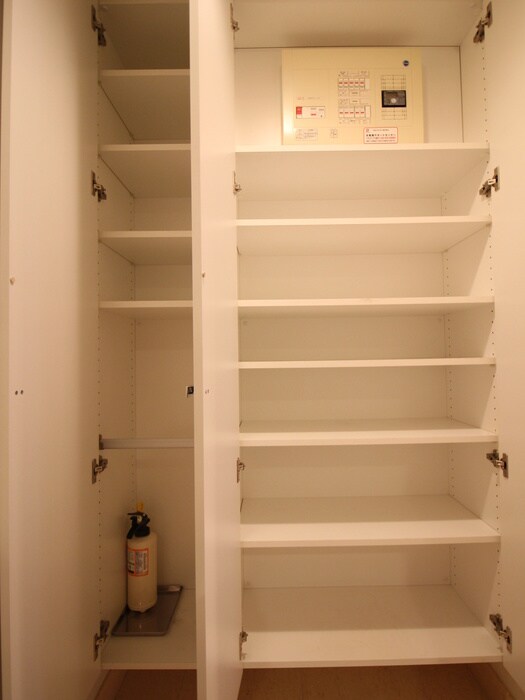 物件内観写真12　(靴箱)