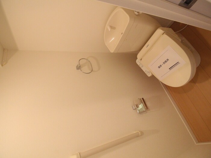 物件内観写真12　(トイレ)