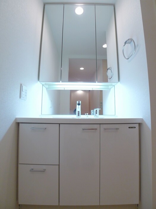 物件内観写真14　(洗面)