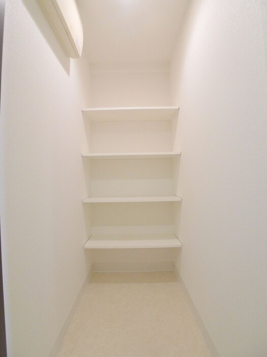 物件内観写真16　(靴箱)