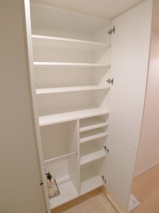 物件内観写真16　(靴箱)