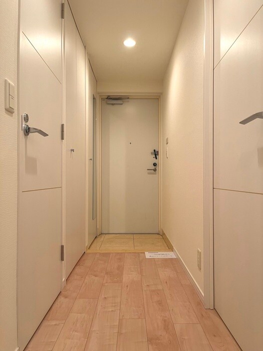 物件内観写真18　(廊下)