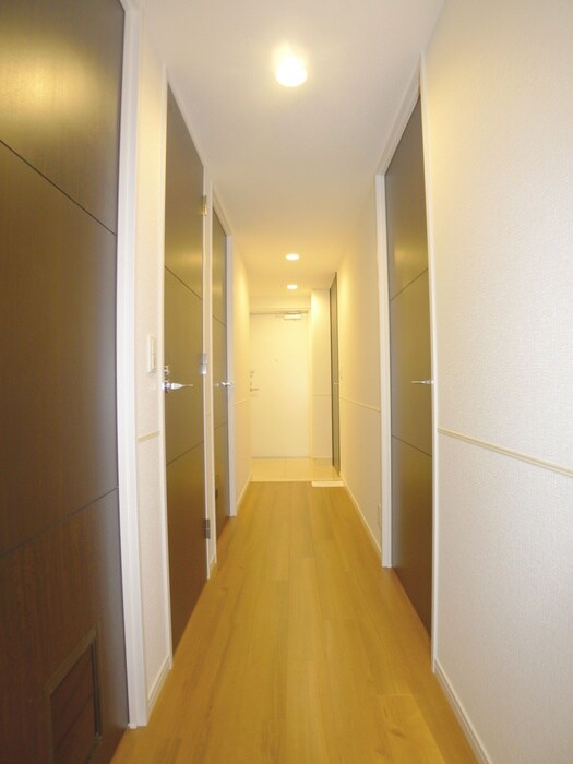 物件内観写真18　(廊下)