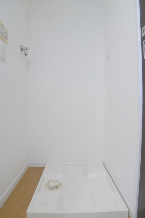 物件内観写真19　(洗濯機置場)