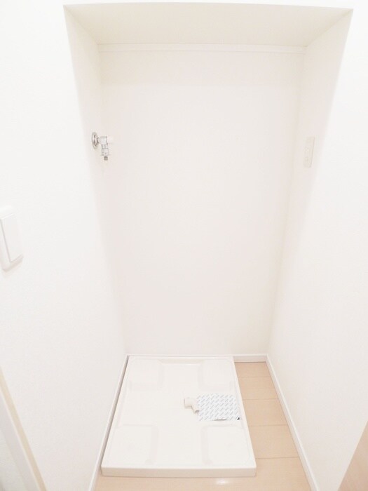 物件内観写真20　(洗濯機置場)