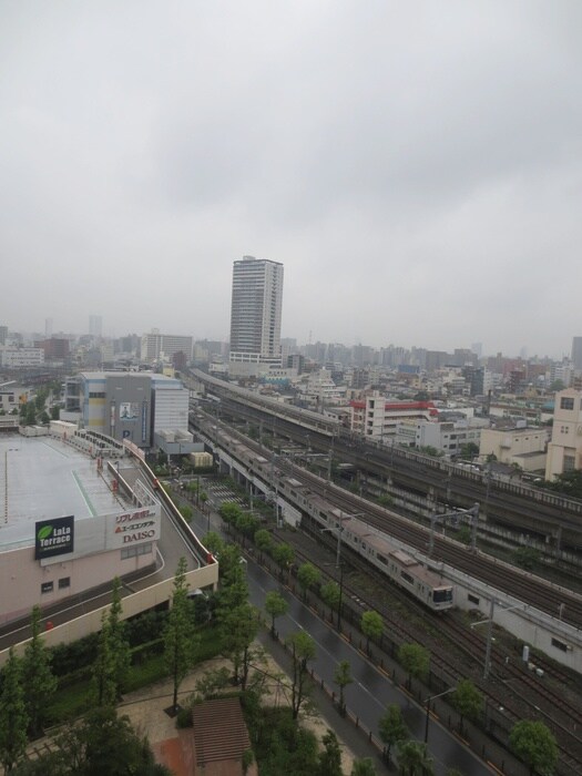 物件内観写真22　(室内からの展望)