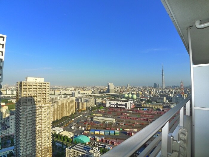 物件内観写真22　(室内からの展望)