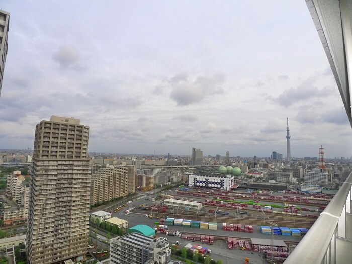 物件内観写真22　(室内からの展望)