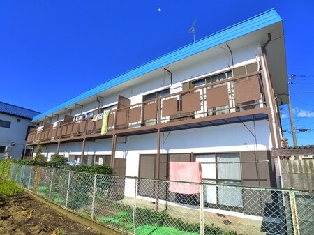 リバ－サイドハイツ２号館外観写真