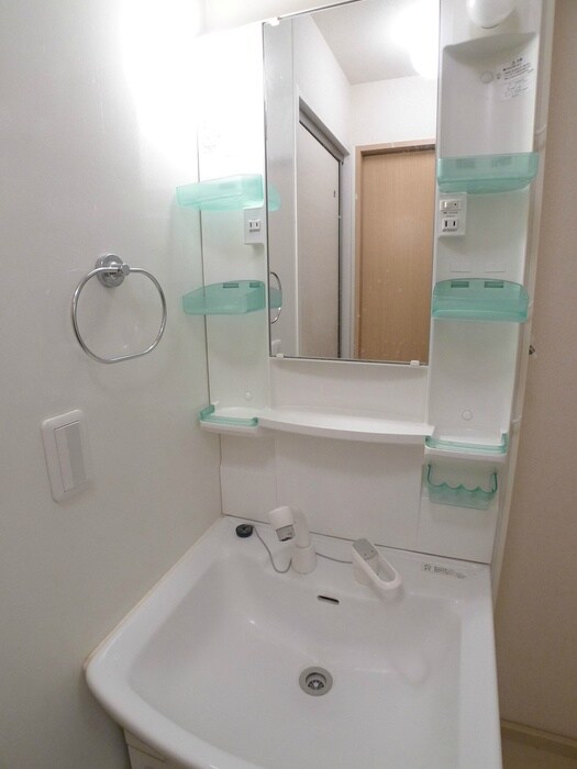 物件内観写真12　(洗面)