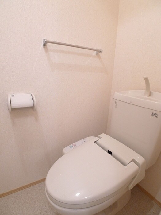 物件内観写真13　(トイレ)