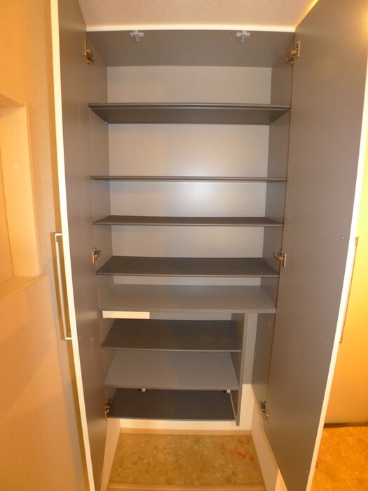 物件内観写真16　(靴箱)