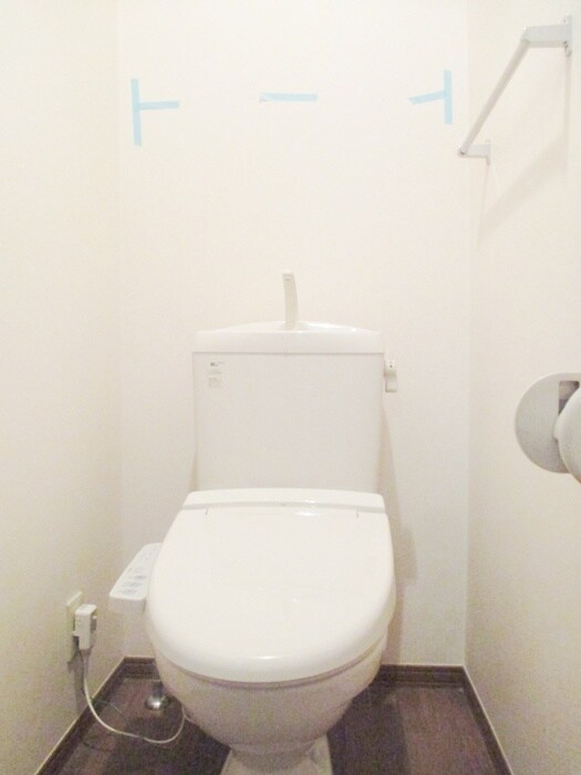 物件内観写真14　(トイレ)