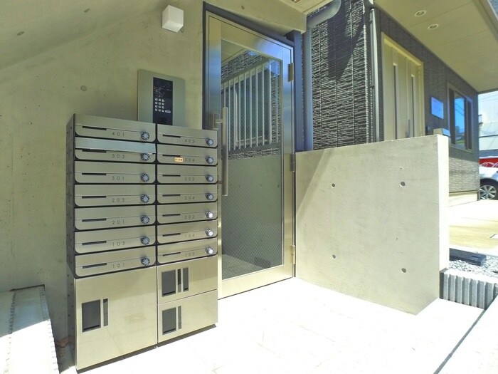 物件外観写真4　(建物設備)