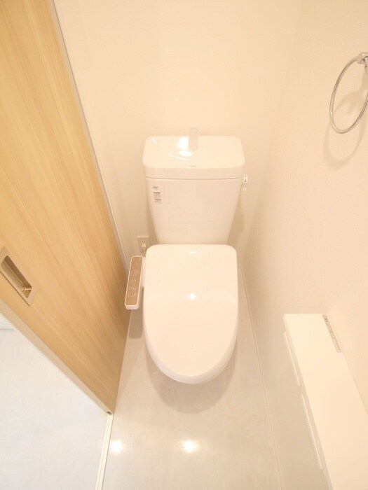 物件内観写真15　(トイレ)