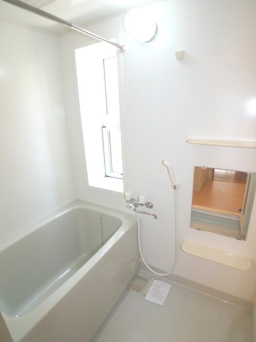 物件内観写真9　(バス／シャワールーム等)