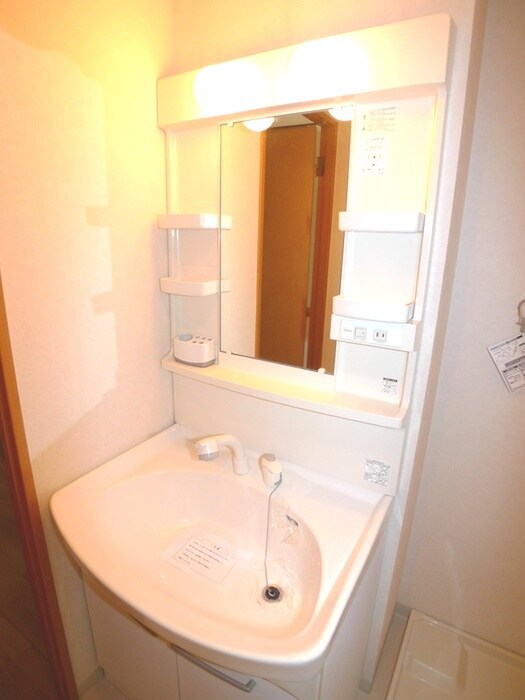 物件内観写真11　(洗面)