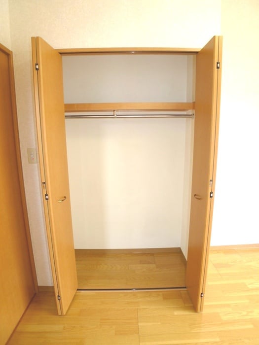 物件内観写真12　(収納)