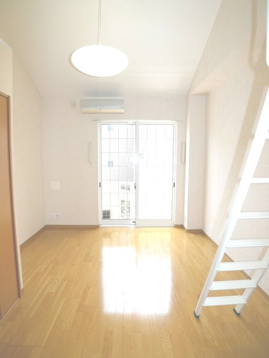 物件内観写真15　(廊下)