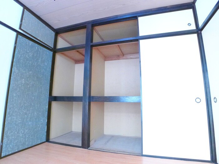 物件内観写真11　(収納)