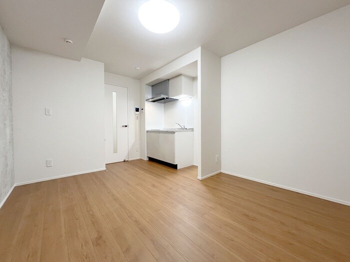 物件内観写真8　(居室)