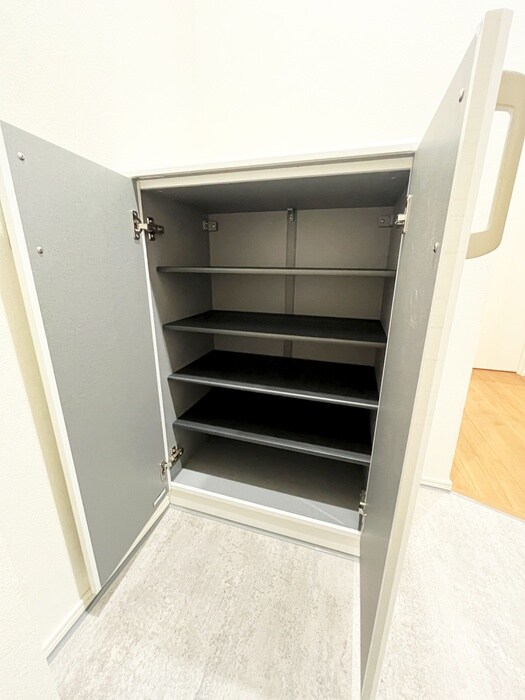 物件内観写真19　(靴箱)