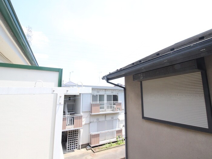 物件内観写真15　(室内からの展望)