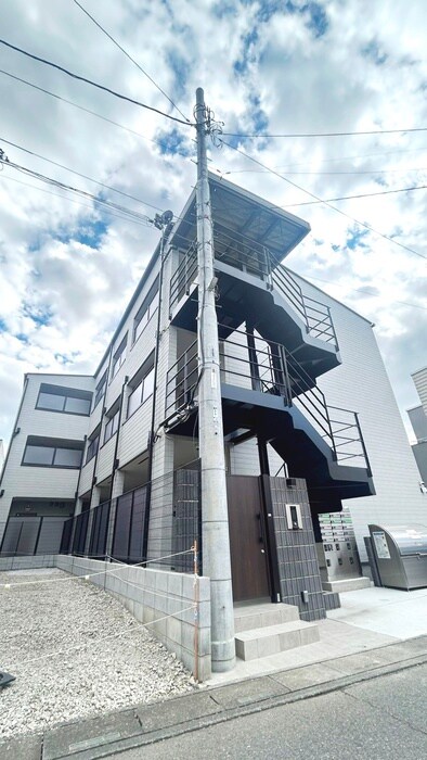 物件外観写真1　(外観写真)