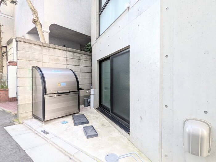 物件外観写真3　(建物設備)