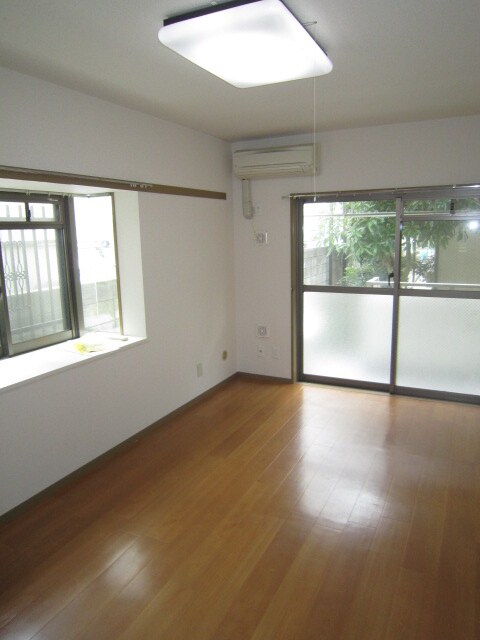 物件内観写真5　(居室)