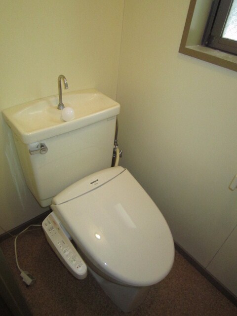 物件内観写真12　(トイレ)