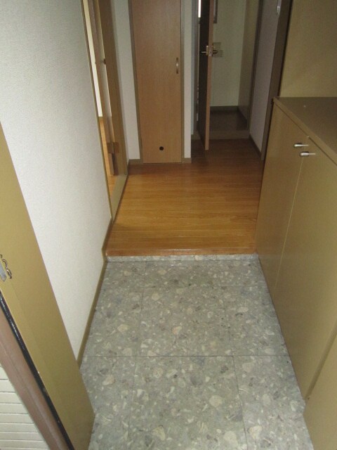 物件内観写真13　(靴箱)