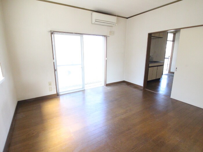 物件内観写真9　(居室)