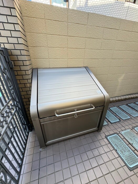 物件外観写真6　(建物設備)