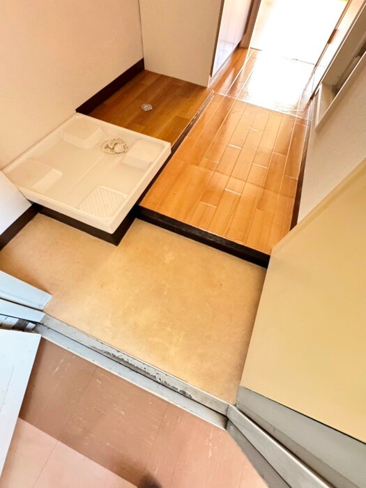 物件内観写真17　(玄関)