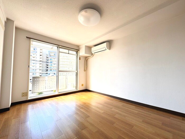 物件内観写真19　(居室)