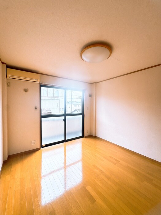 物件内観写真11　(居室)